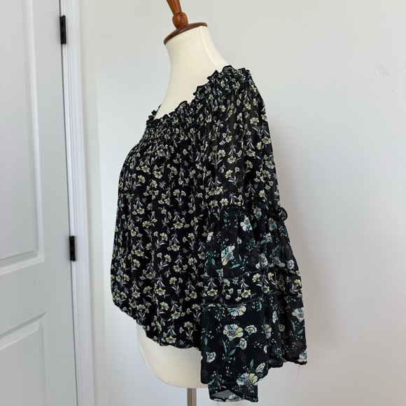 Free People Black Floral Off the Shoulder Blouse Size M Medium - Picture 6 of 13